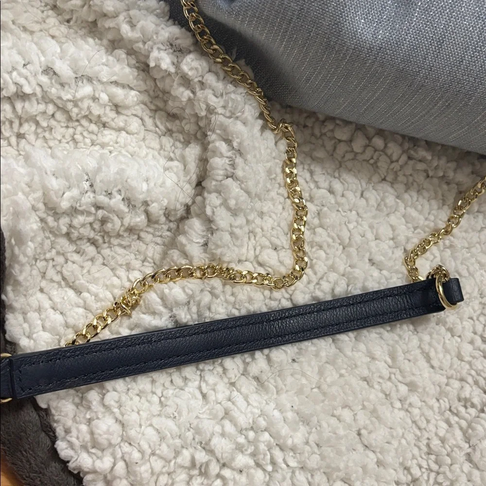 Chic Talbots Navy blue Wicker Lt. blue silver sparkle shoulder/crossbody purse